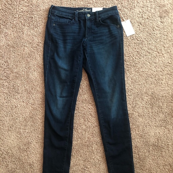 Universal Thread ✧ Mid Rise Skinny Jeans - Picture 2 of 7